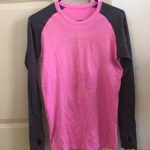 Lulu Swiftly long-sleeve. Rare color combo!
